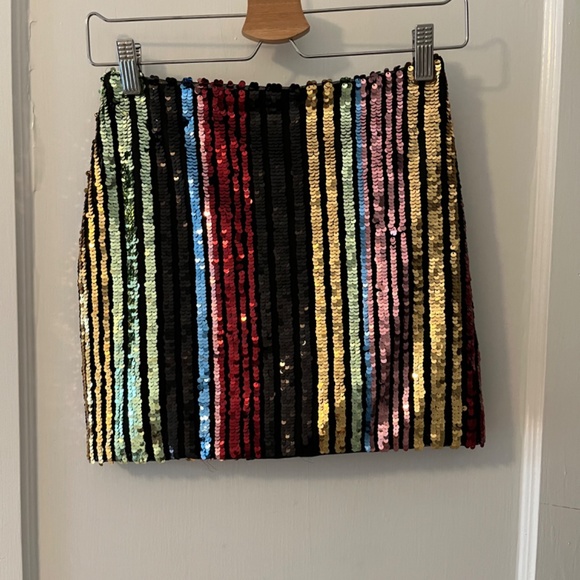 Glittery sequin rainbow skirt - Picture 2 of 2